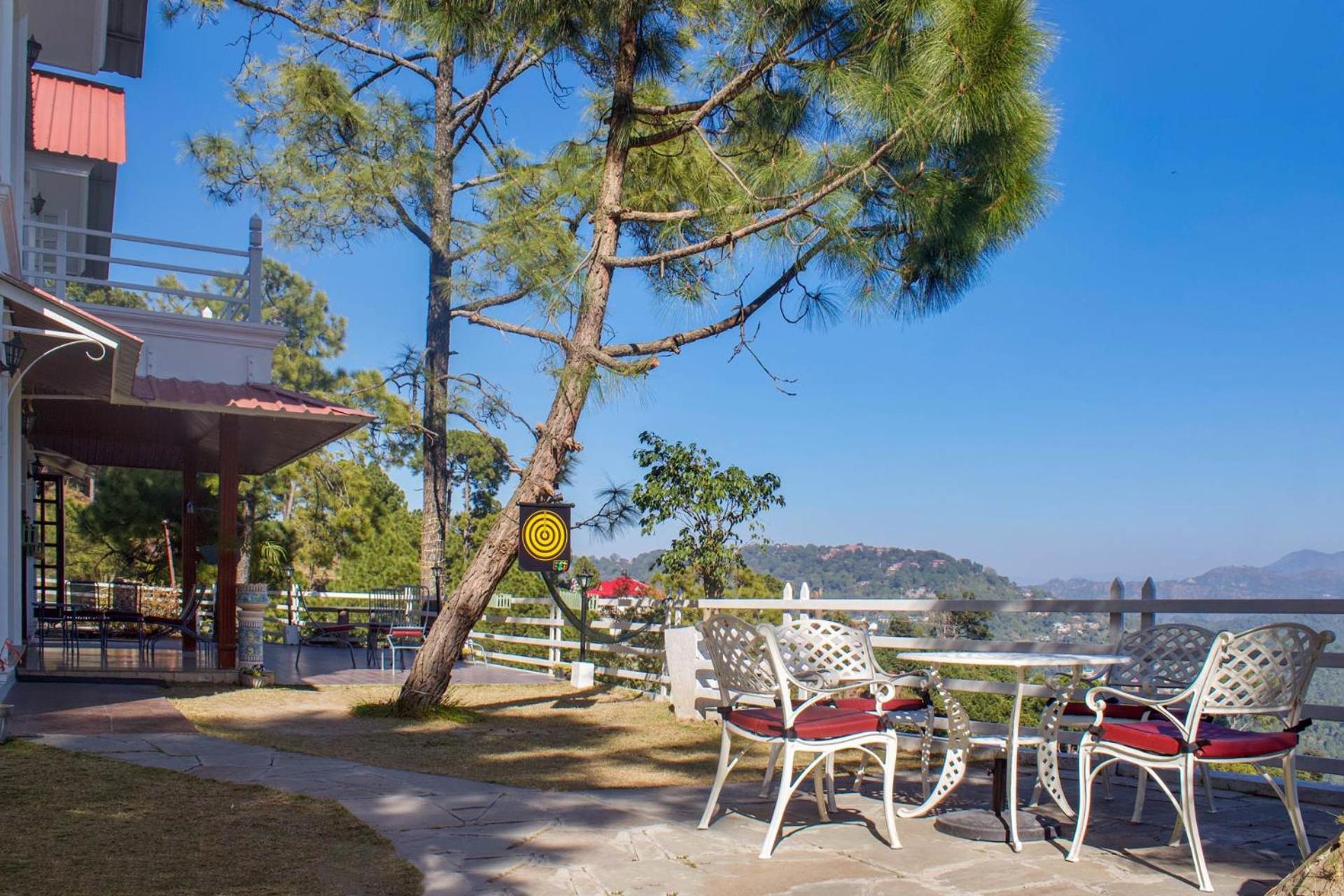 StayVista at Bellevue Kasauli Exterior foto