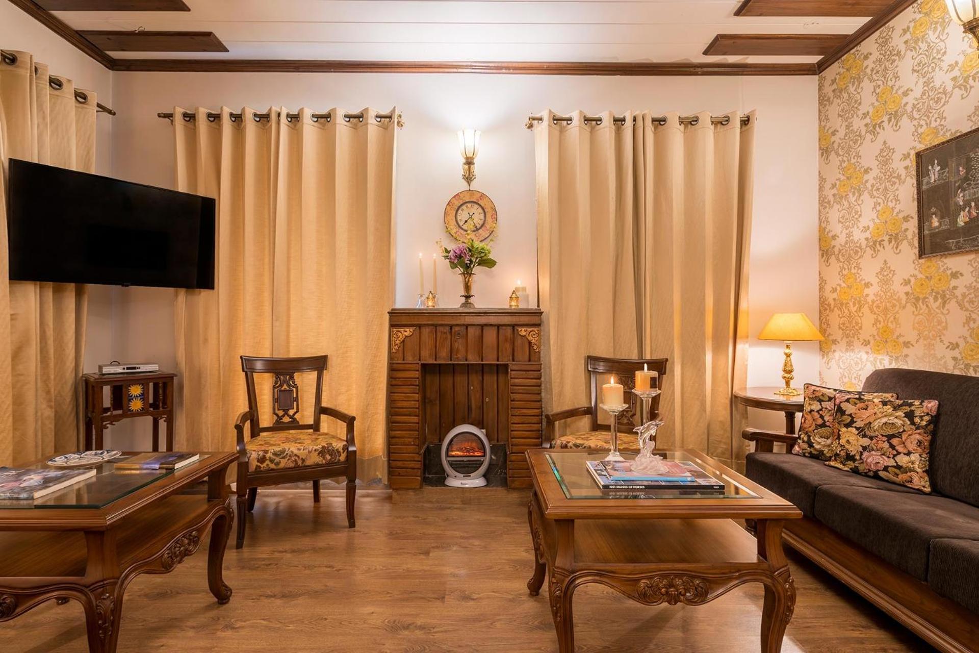 StayVista at Bellevue Kasauli Exterior foto