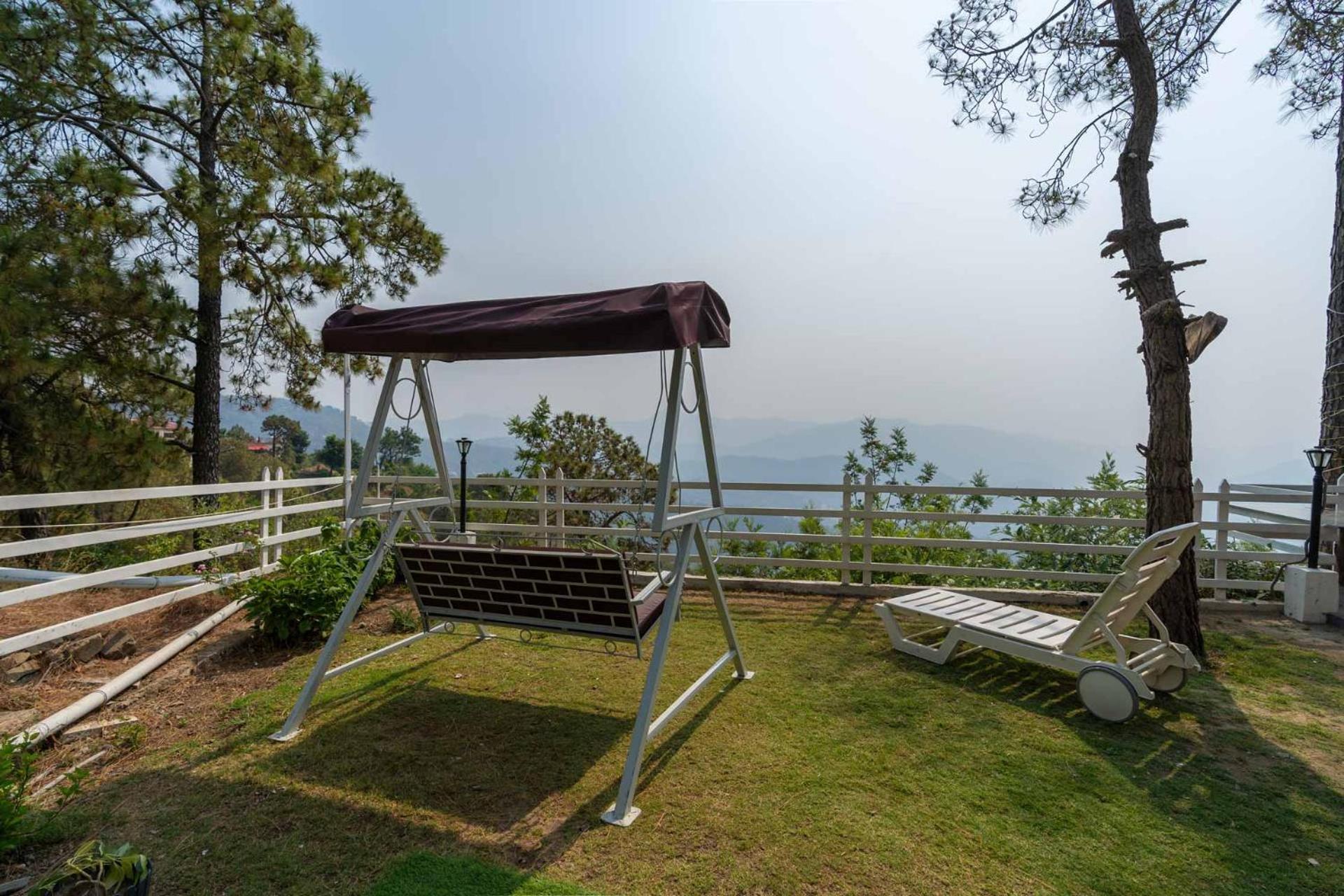 StayVista at Bellevue Kasauli Exterior foto