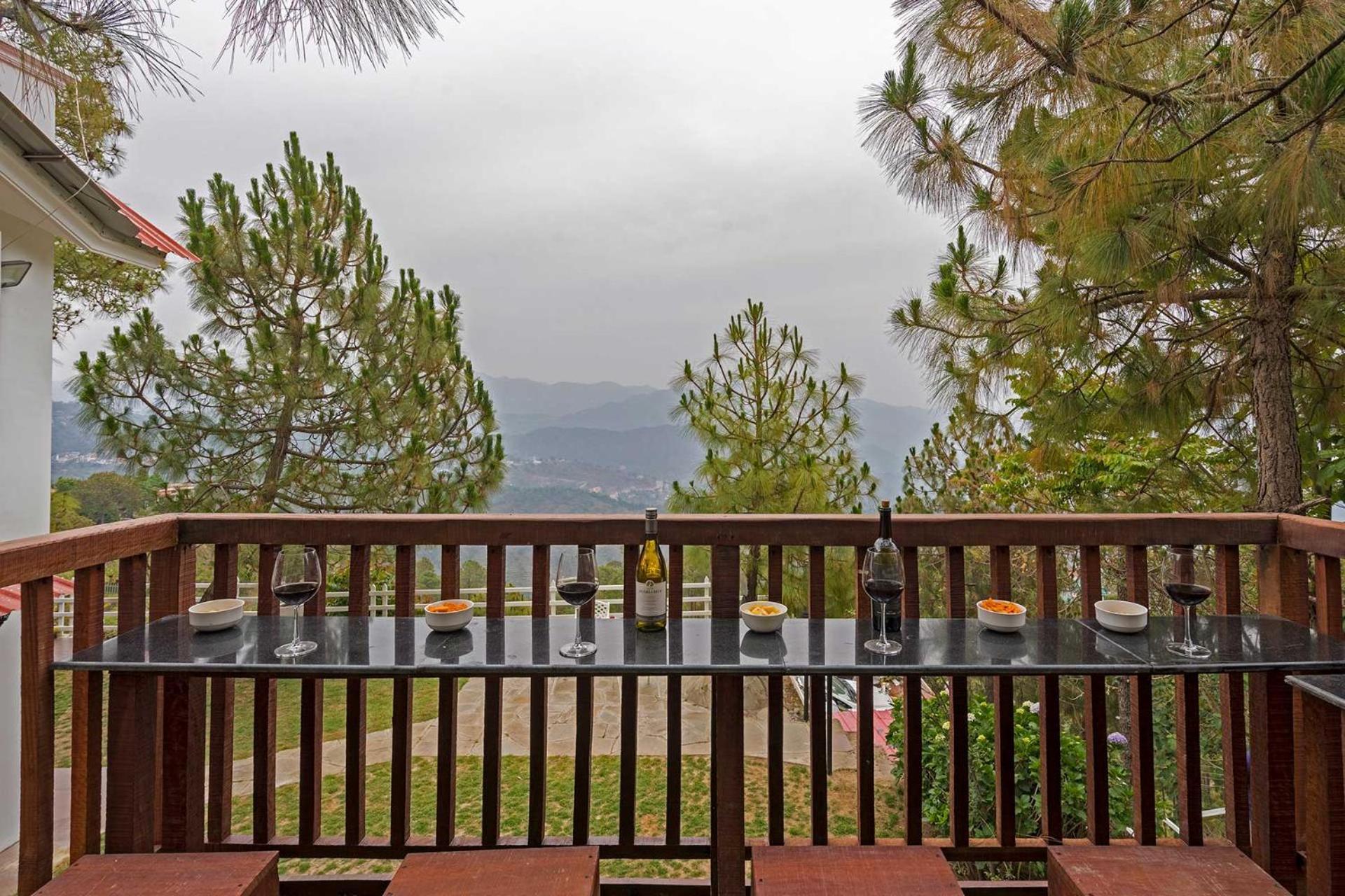 StayVista at Bellevue Kasauli Exterior foto